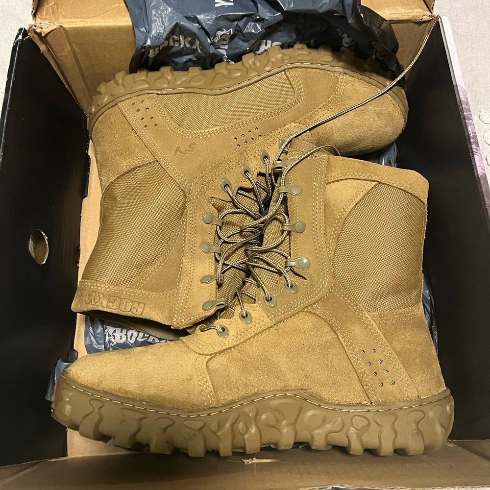 Tan Tactical Boots